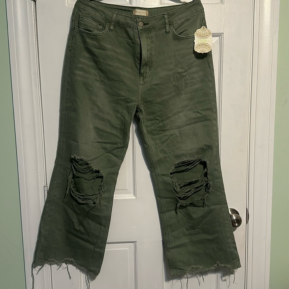 Altar’d State Aubrielle Straight Leg Jeans